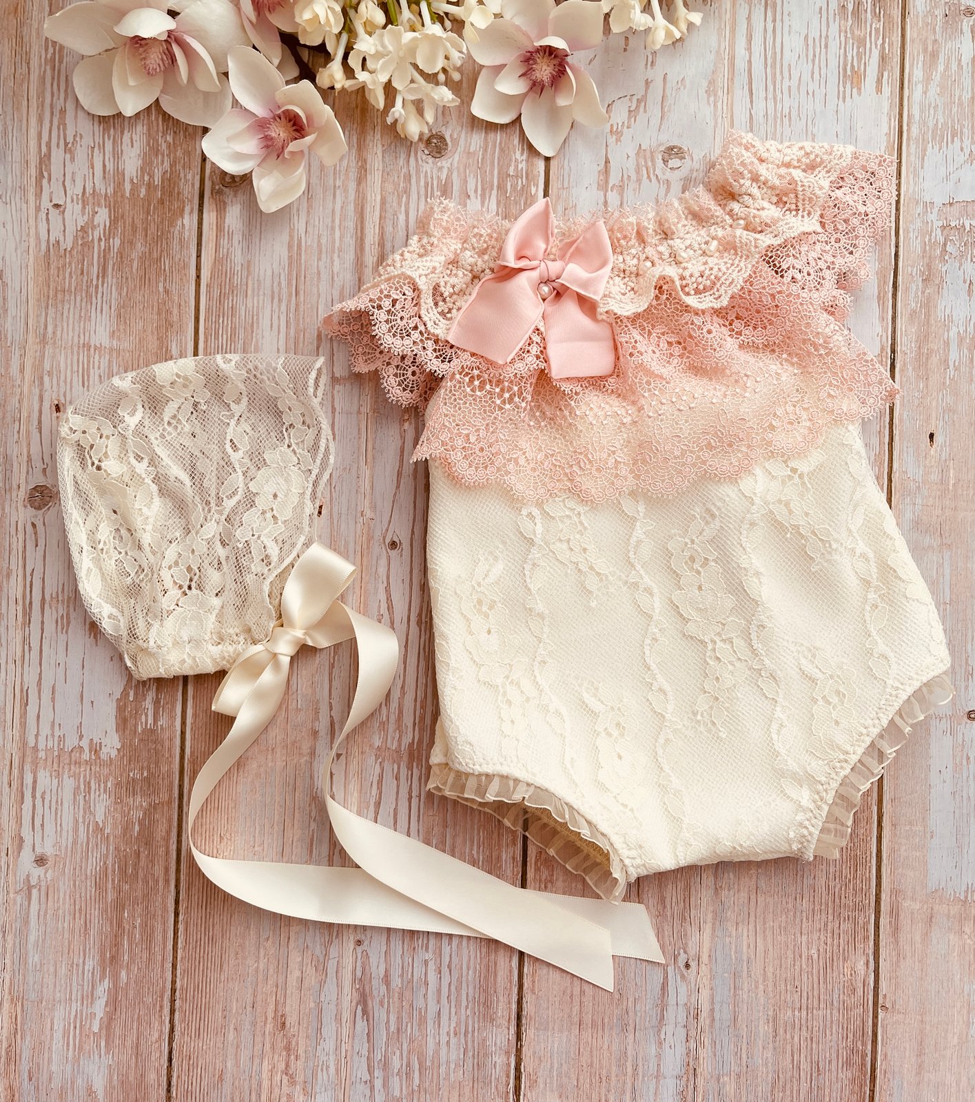 Miracle Lace Romper: Ivory & Pink Heirloom | Pily Flowers. | Pily